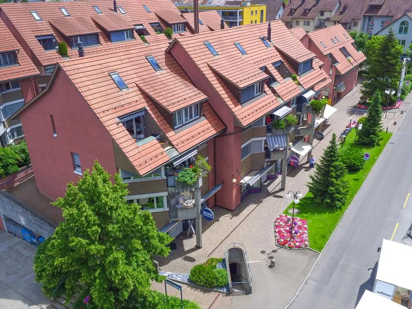 Bella appartamento di 3.5 stanze nel centro di Dübendorf - Foto 1 di 5