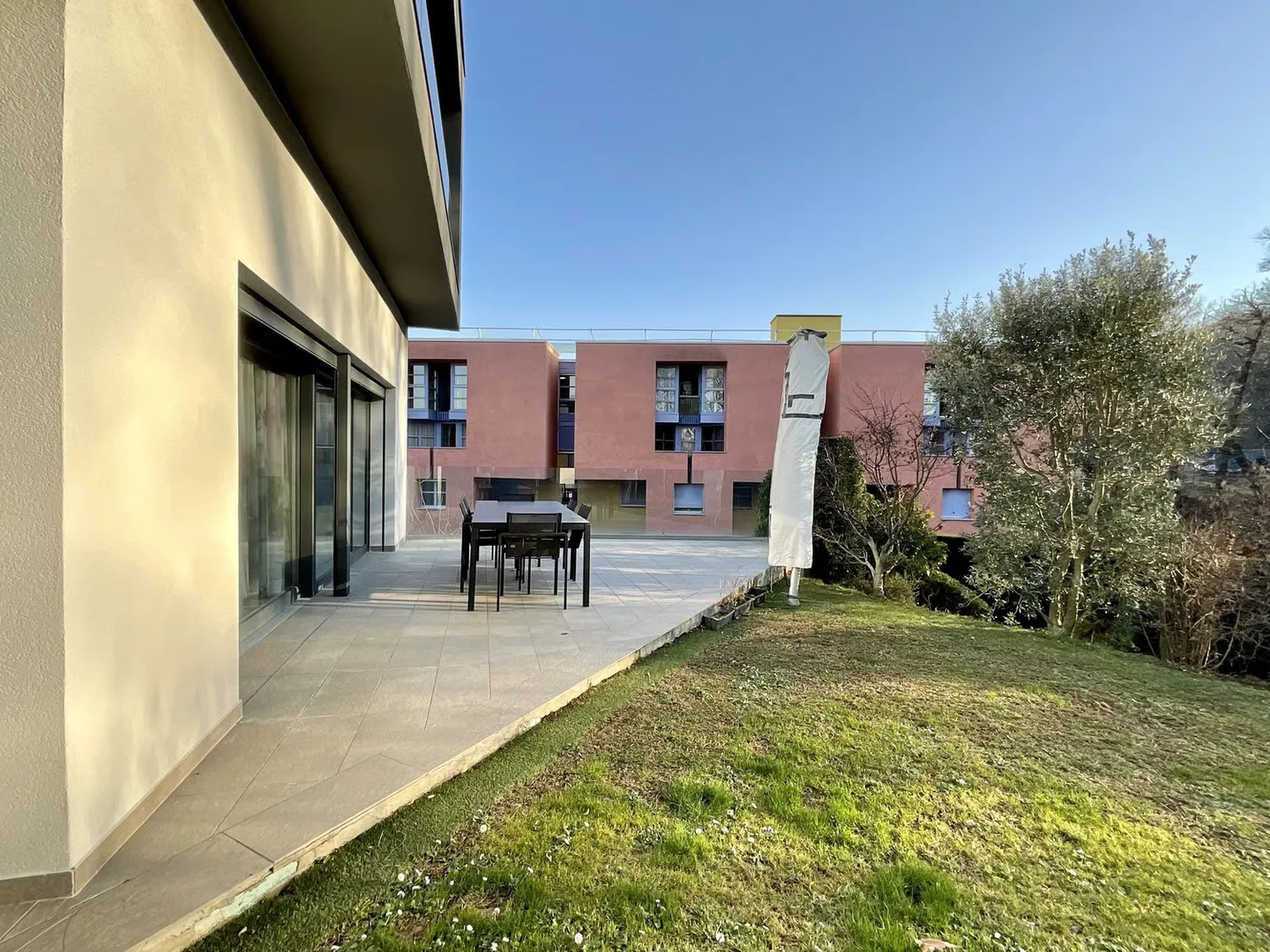 NOVAZZANO - MAGNIFIQUE MAISON DE CAMPAGNE ÉCOLOGIQUE AVEC ENVIRONNEMENT VERT - Photo 12 sur 13