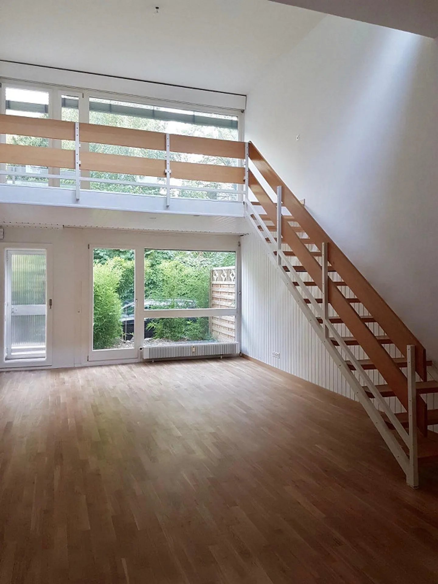 Loft apartment with garden - The oasis in the middle of Basel! - Photo 2 of 9