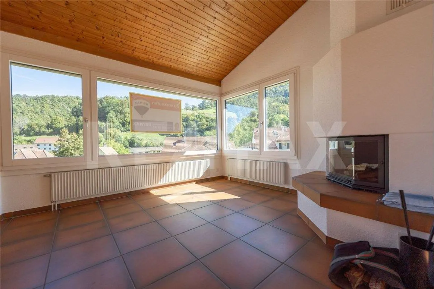 Einfamilienhaus mit atemberaubender Aussicht und viel Umschwung... - Foto 1 von 13