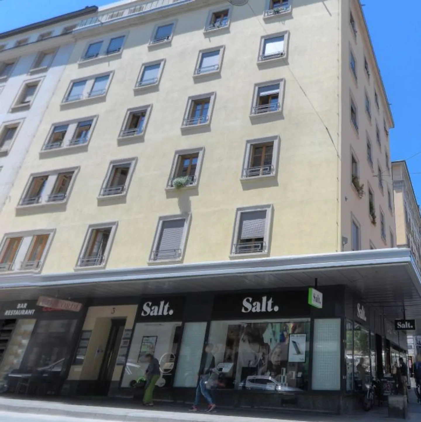 Appartement à louer - Photo 2 sur 2