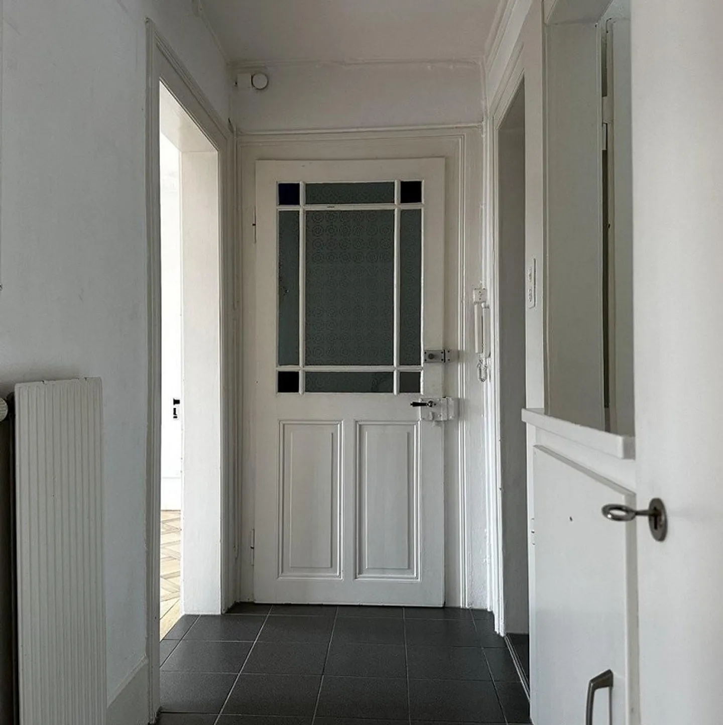 Charmant appartement ancien avec vue - Photo 2 sur 6