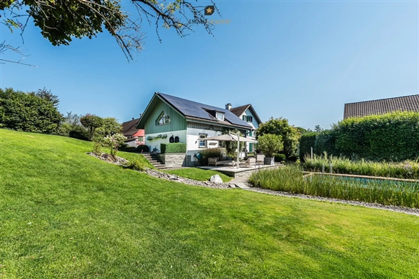 Unique timber house property with pool. A true rarity. - Photo 6 of 9