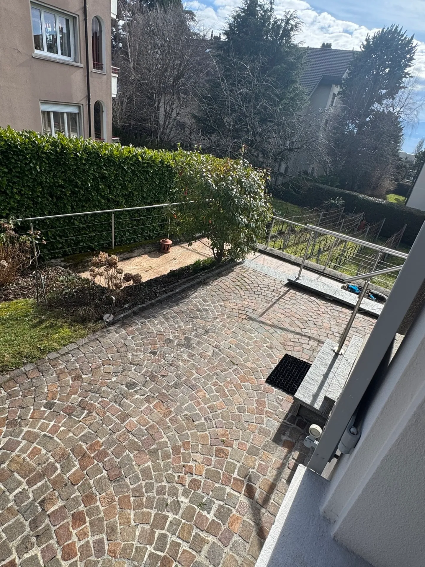 Helles Apartment mit privater Terrasse - Foto 9 von 9