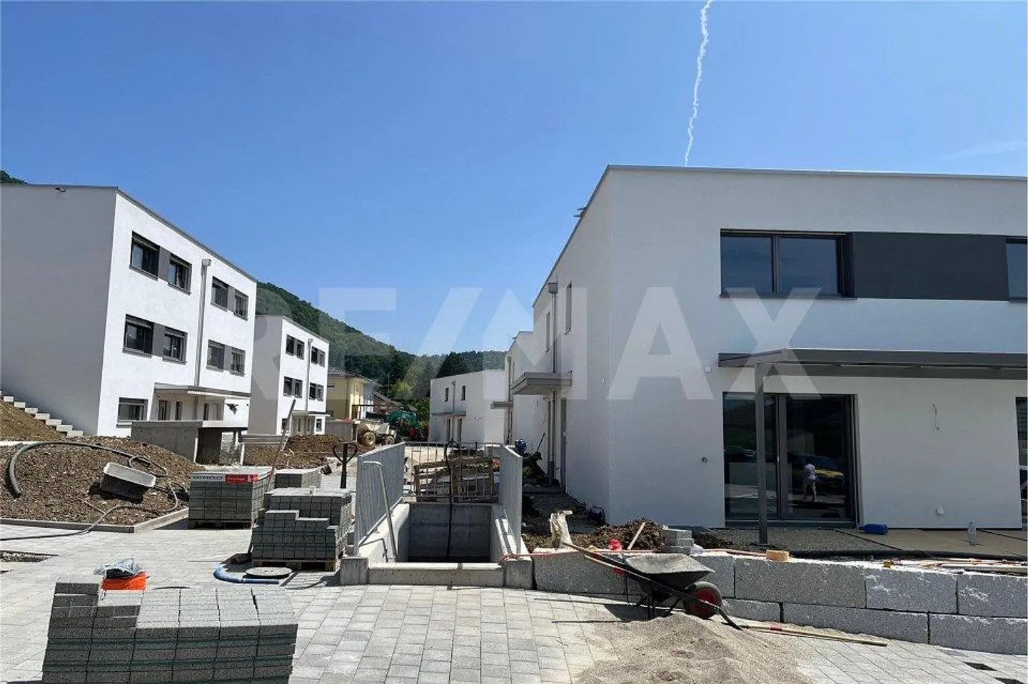 Nuovo progetto di costruzione 6 case unifamiliari a schiera/ Casa n. 3 fila superiore - Foto 10 di 13