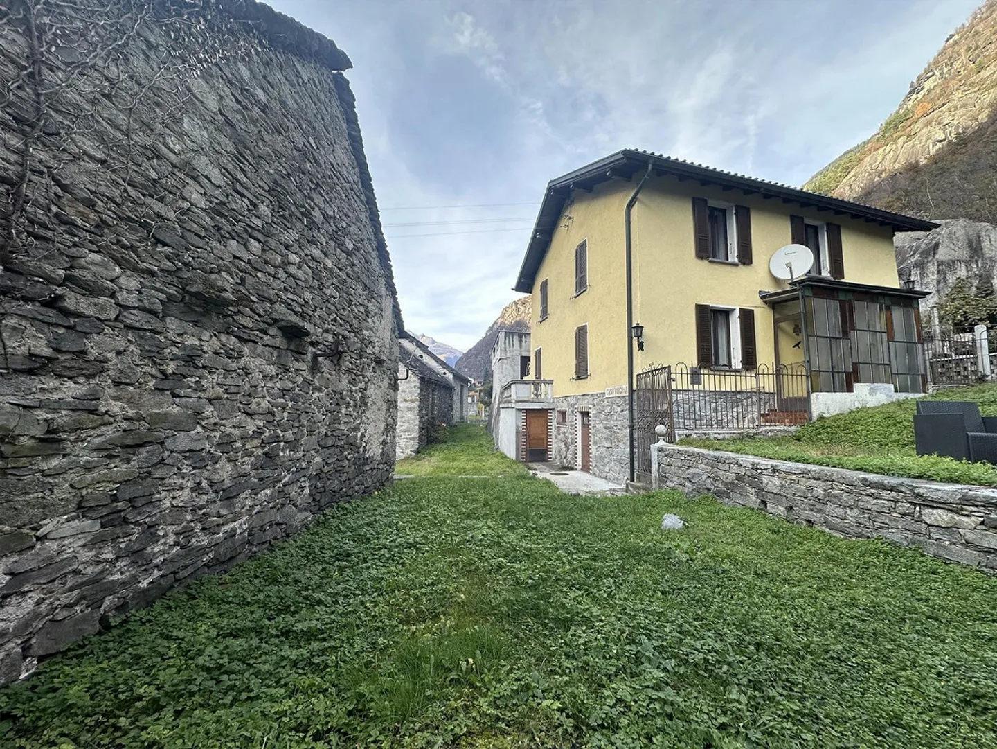 À LOUER : MAISON CHARMANTE AVEC PARTIE DE JARDIN - Photo 6 sur 13