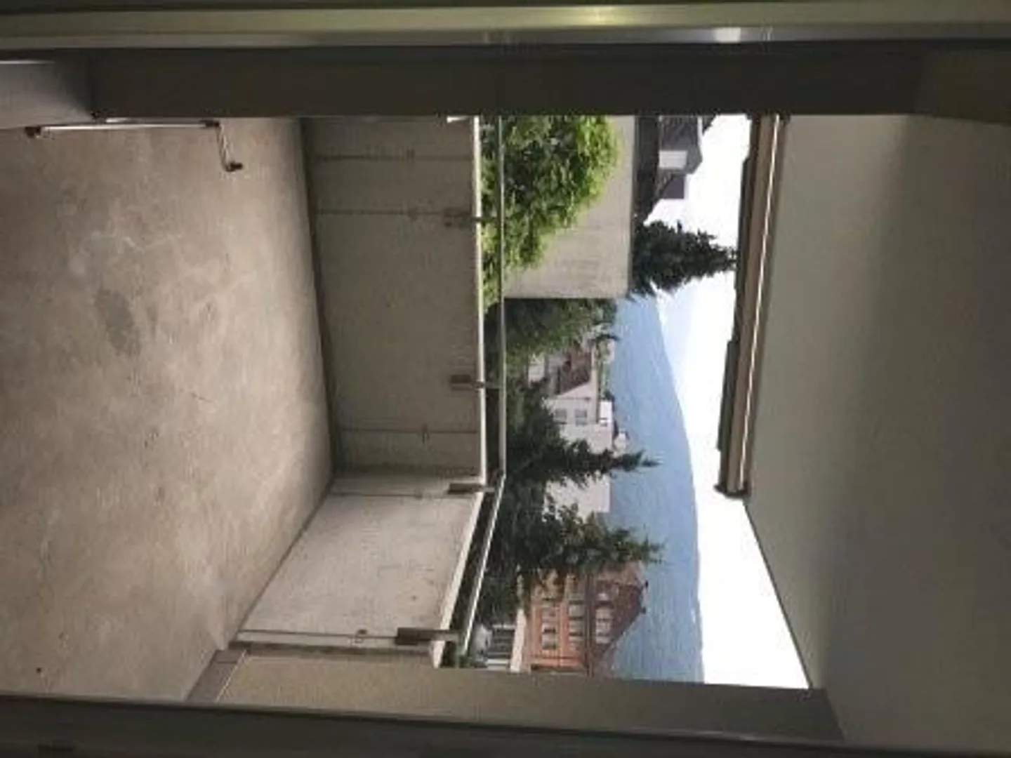 APPARTAMENTO SINGOLO PARTICOLARE al Cuore di Bienne! - Foto 10 di 11