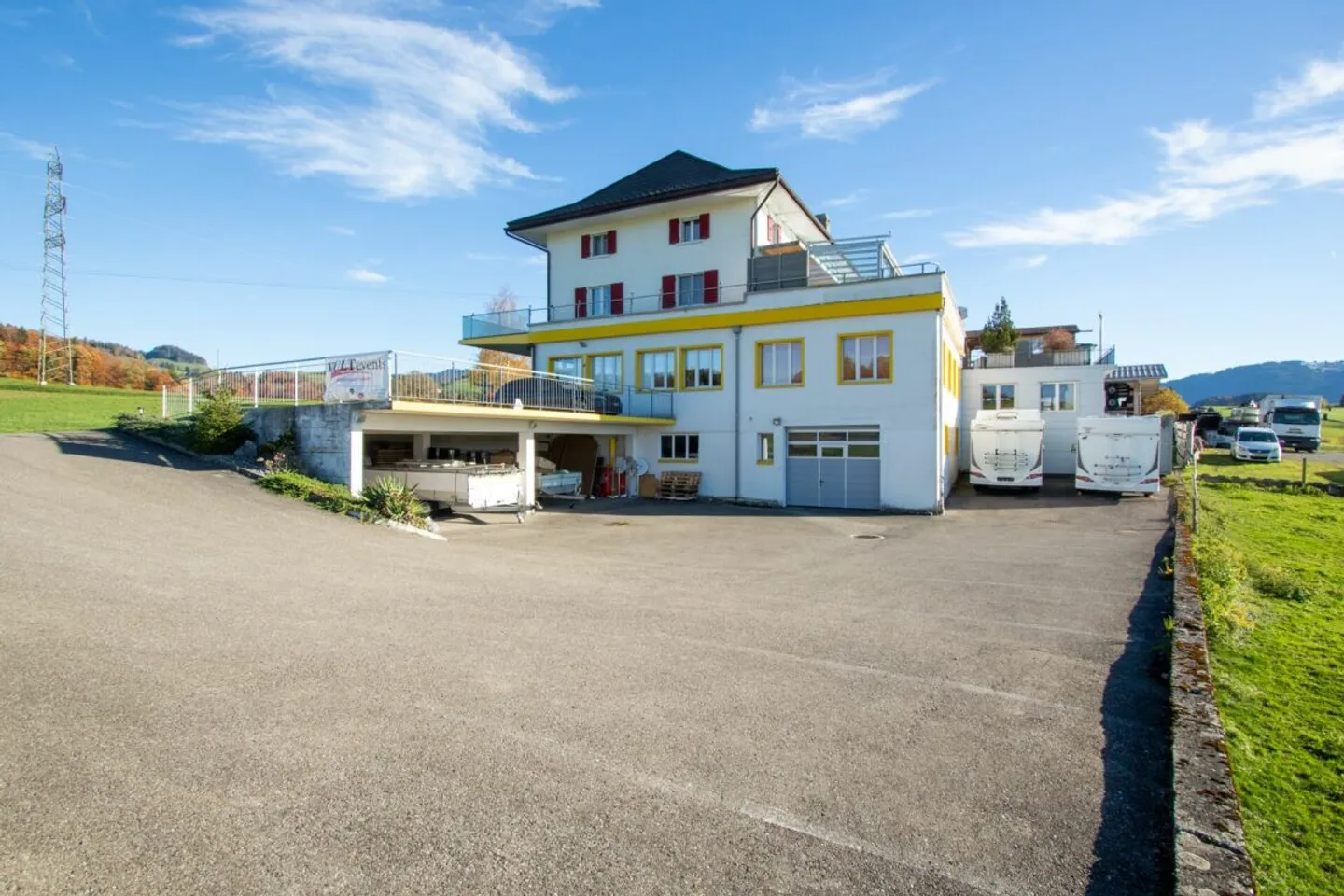 Mischgenutztes Gebäude kaufen - Foto 17 von 18