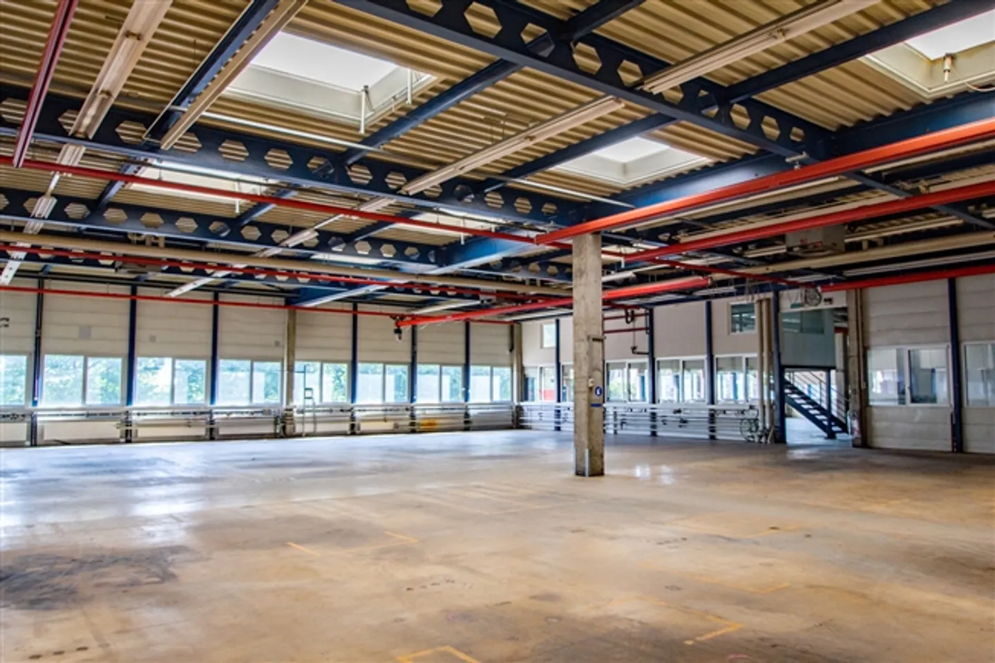 Tanto spazio, risolto in modo intelligente - 635 m² di spazio commerciale - Foto 1 di 5