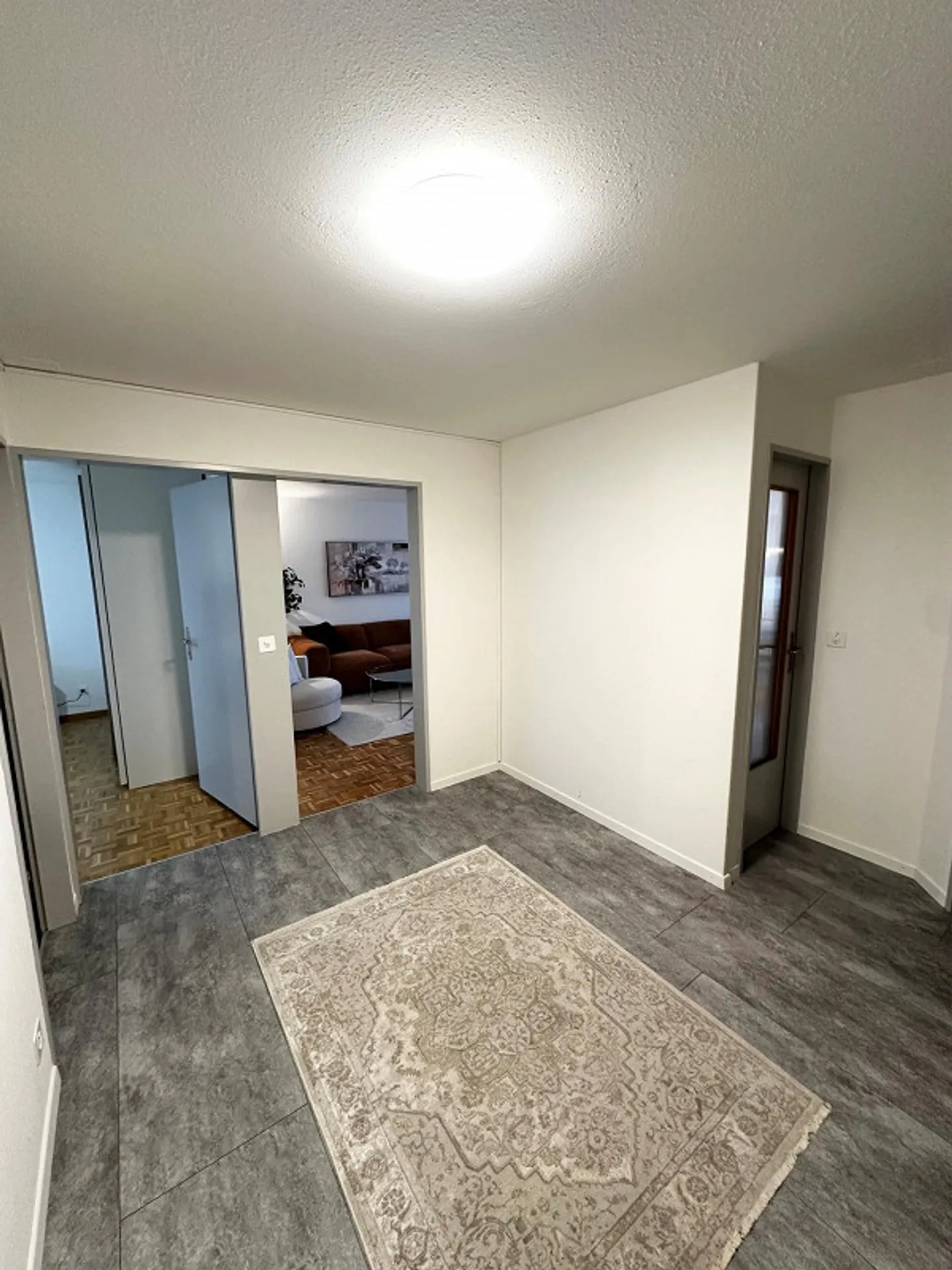 Spacious 4.5-room apartment in Schaffhausen (Herblingen) - Photo 2 of 9