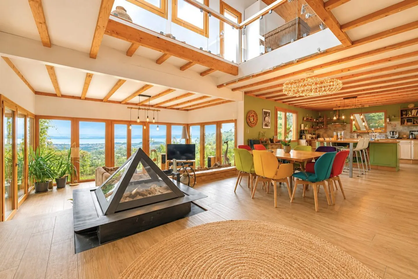Casa familiare con 240 m² e vista panoramica - Foto 1 di 11