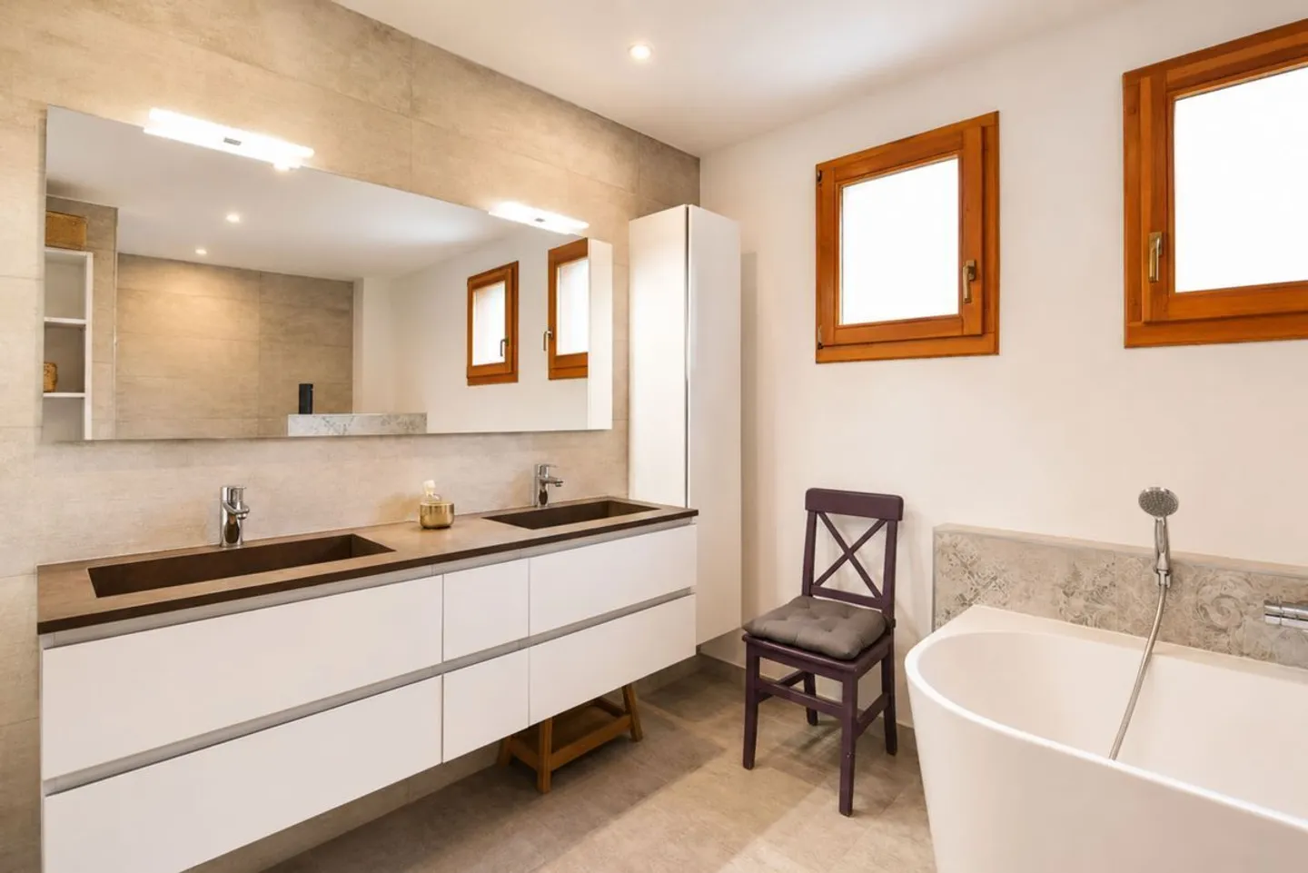 Casa familiare con 240 m² e vista panoramica - Foto 6 di 11