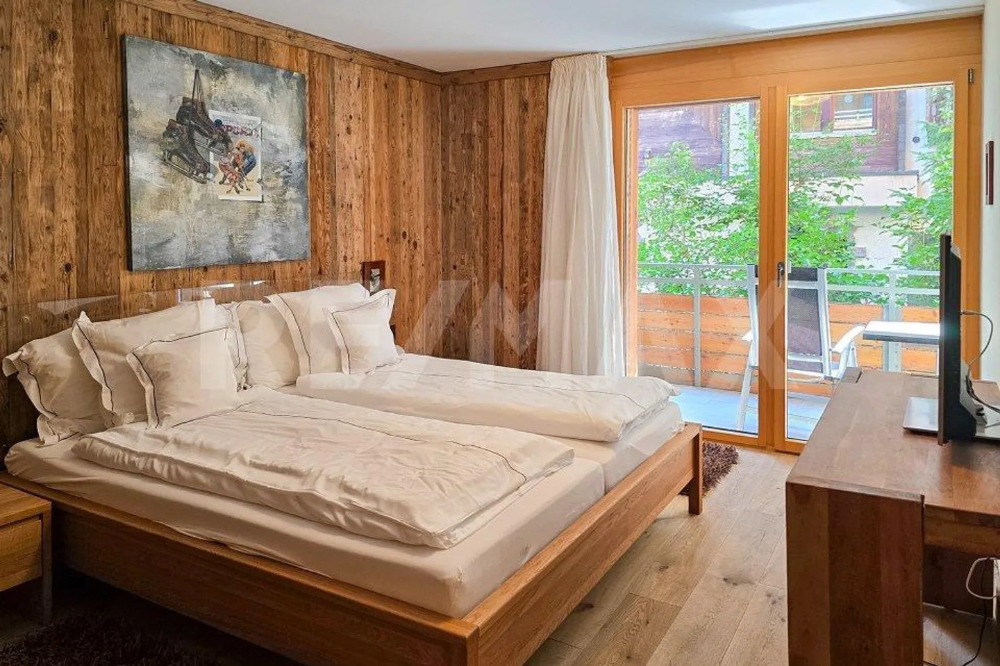Furnished 5½-room apartment in modern chalet style with wellness area - Photo 4 of 9