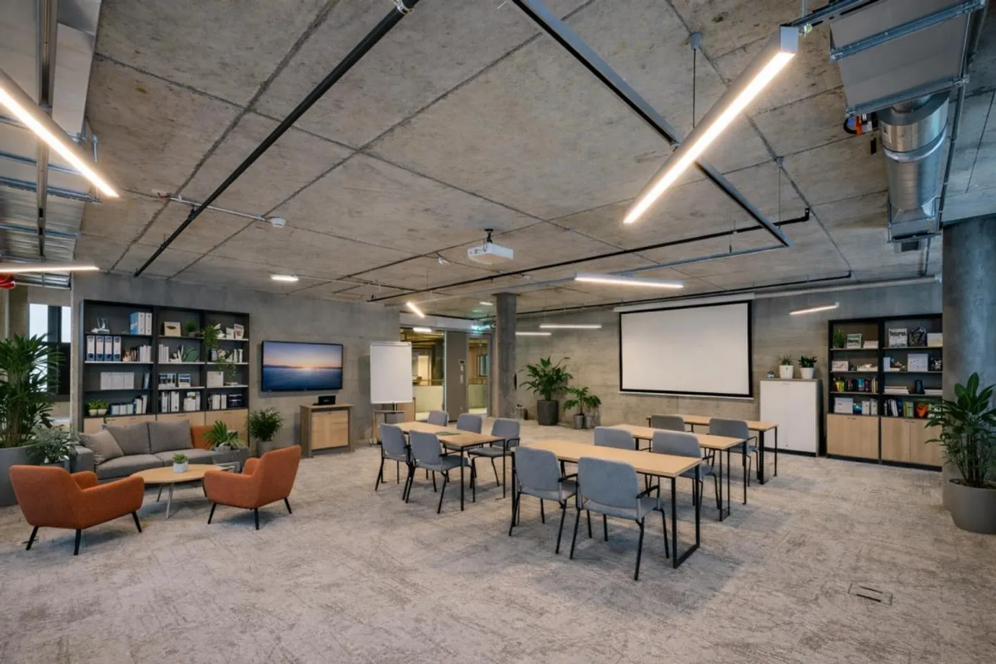 More space for your ideas - 188 m² in Vivo Aesch - Photo 3 of 8
