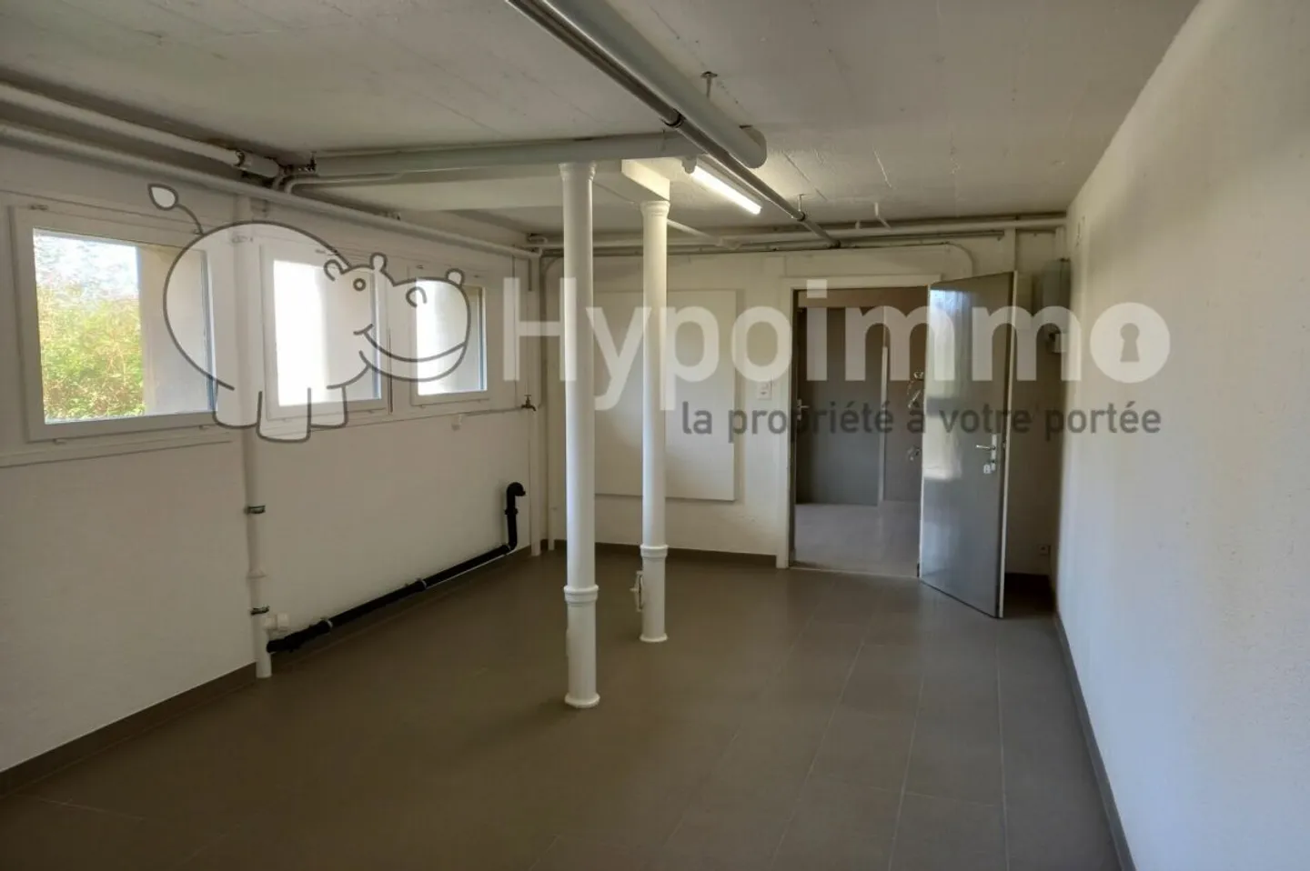 Einkaufszentrum mieten - Foto 1 von 3