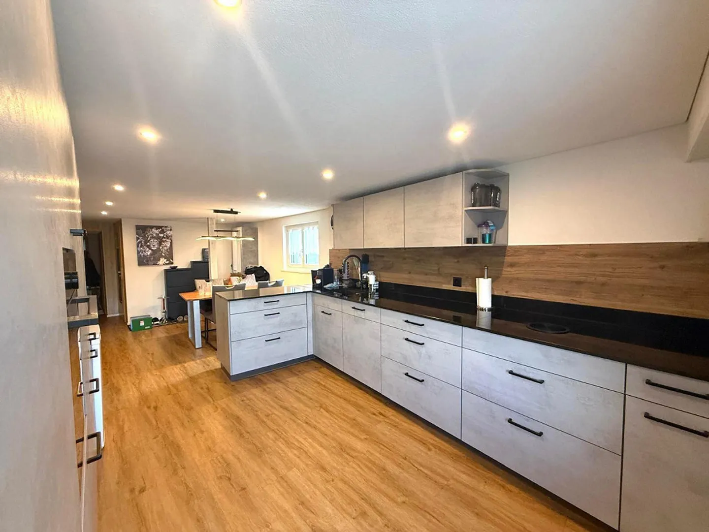 Moderne Wohnung mit schöner Weitsicht - Foto 1 von 8