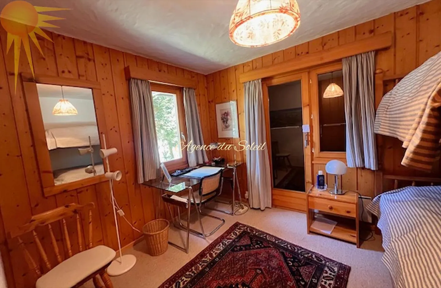 Idéal pour une famille, ce magnifique et spacieux chalet, à 5 minutes en voiture du centre de la station ! - Photo 12 sur 13