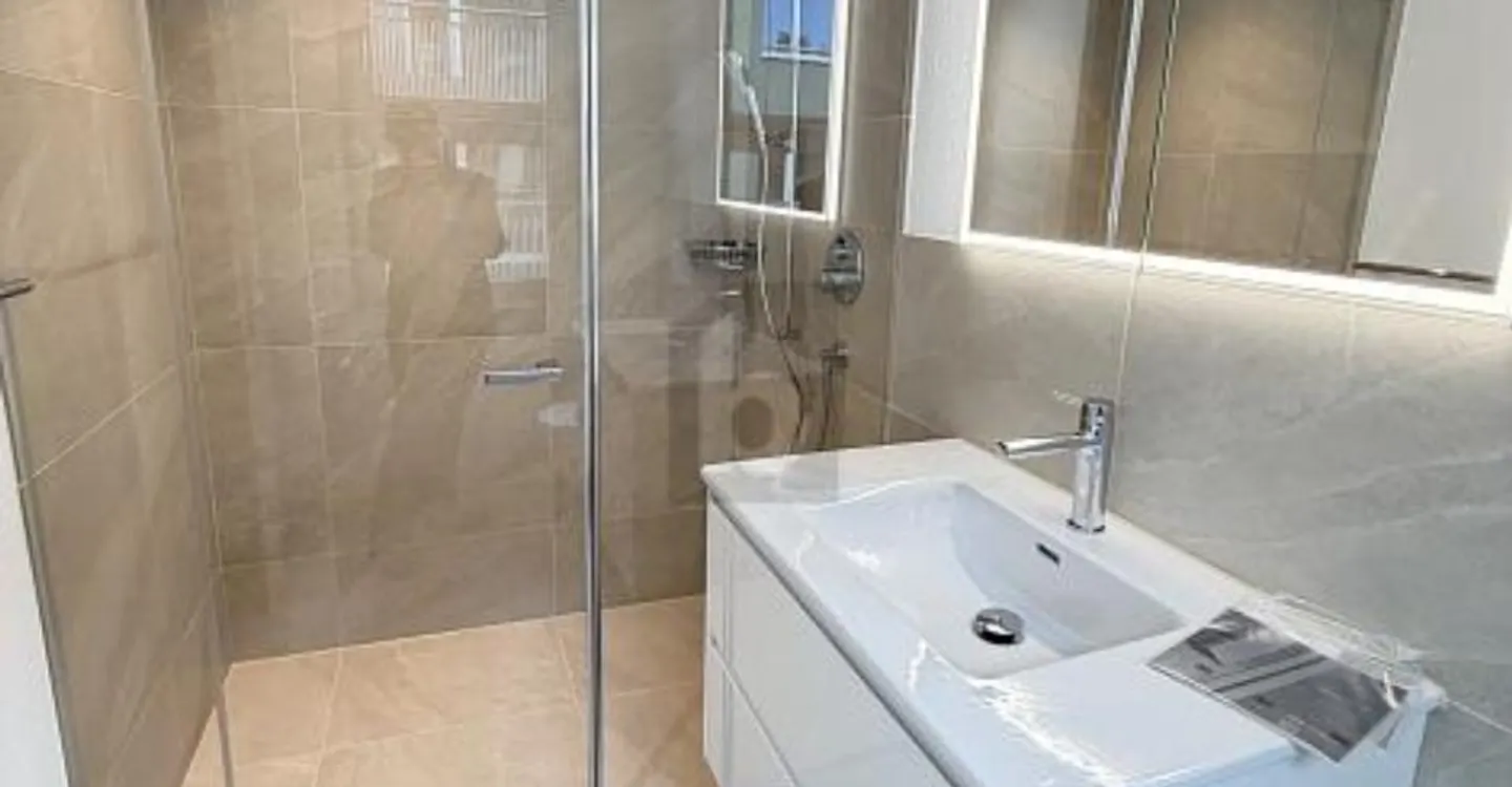 Neues Luxusapartment in zentraler Lage - Foto 4 von 6