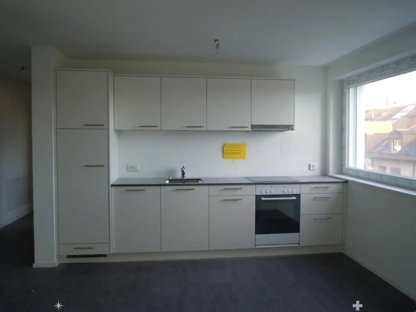 Appartamento moderno con 3 camere - Foto 3 di 9