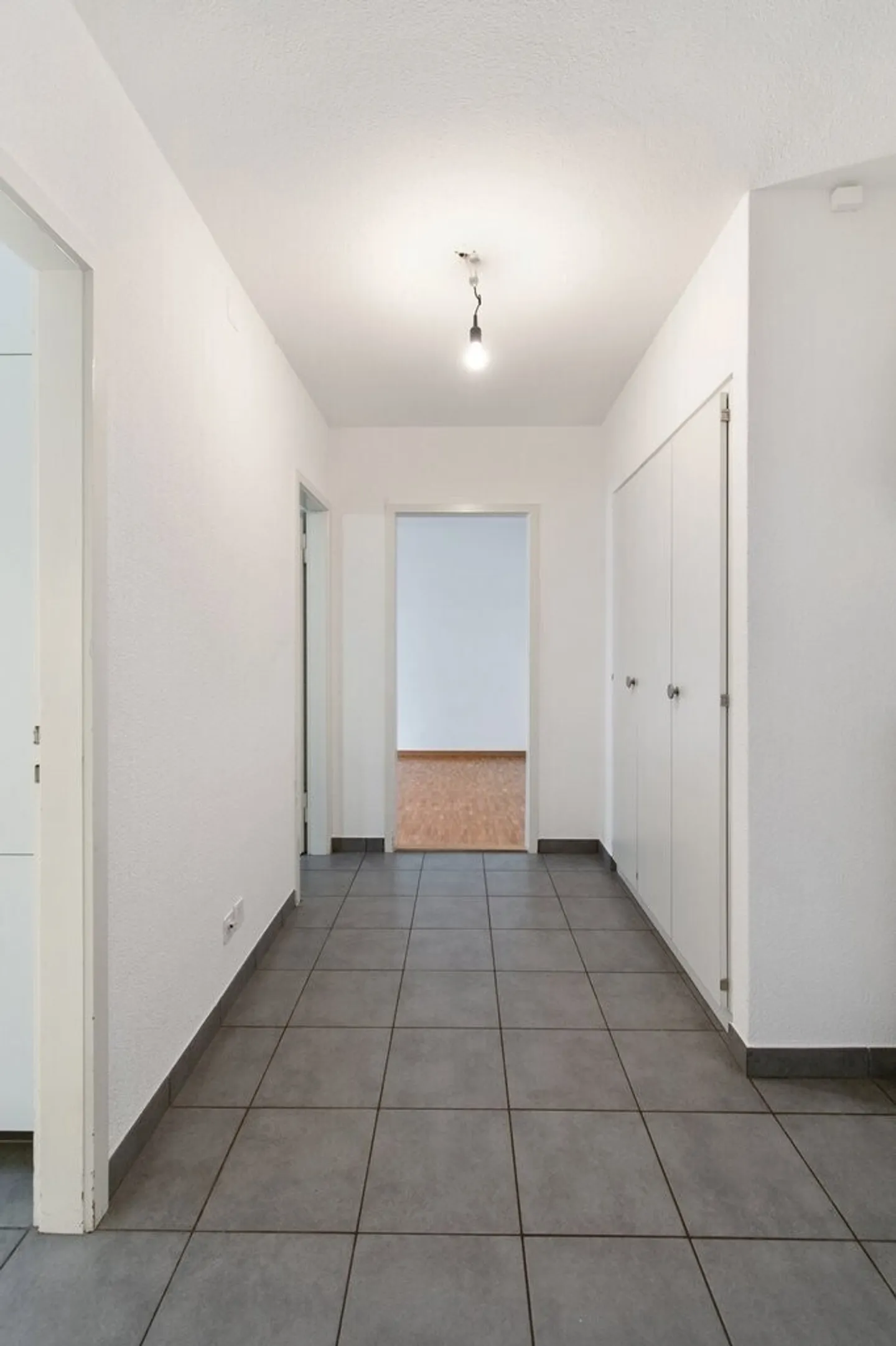 Wohnung zur Miete mit Seeblick - Foto 3 von 7