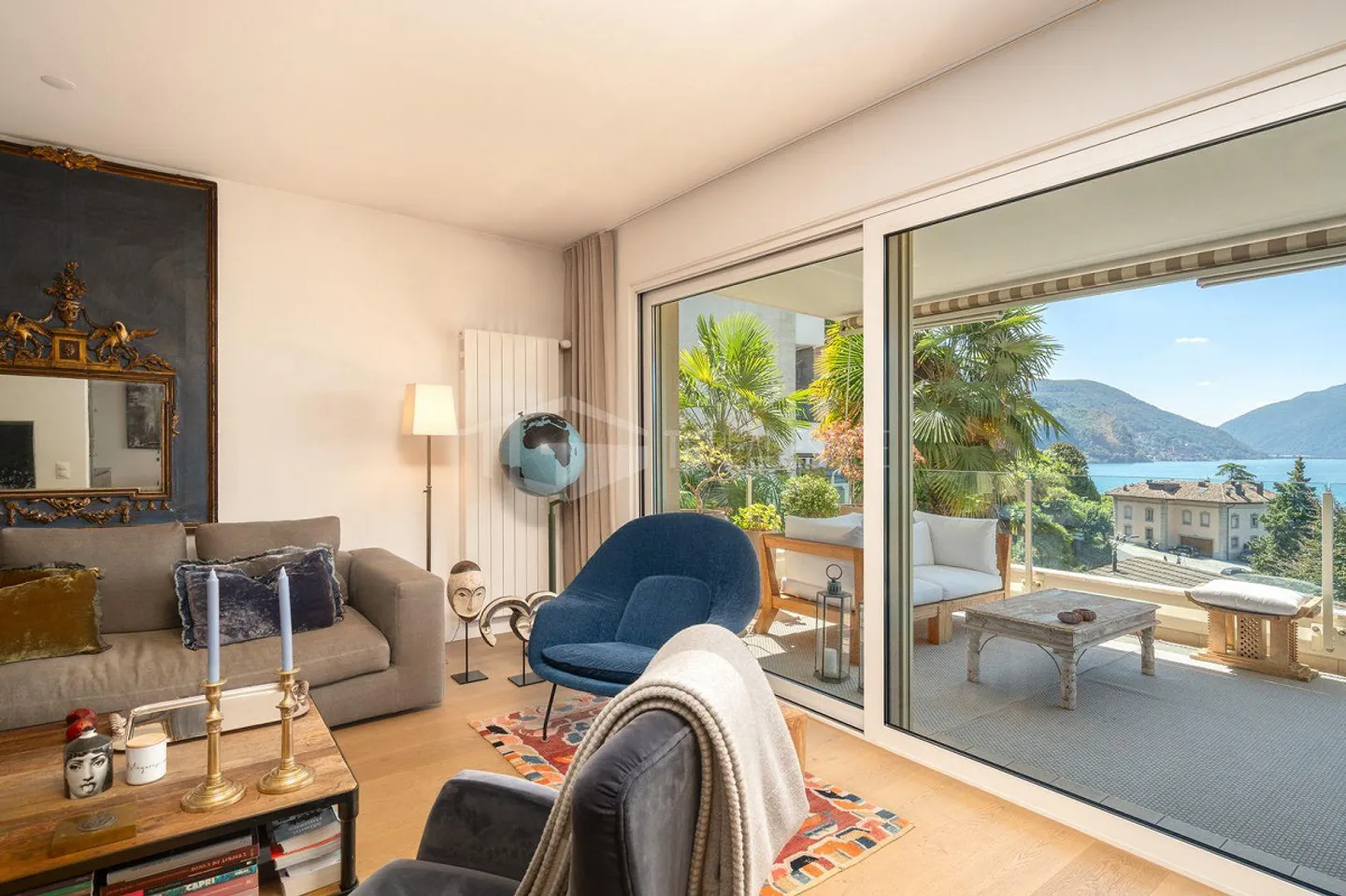 Elegant contemporary architecture with lake view in Castagnola. 3.5 rooms - Photo 5 of 13