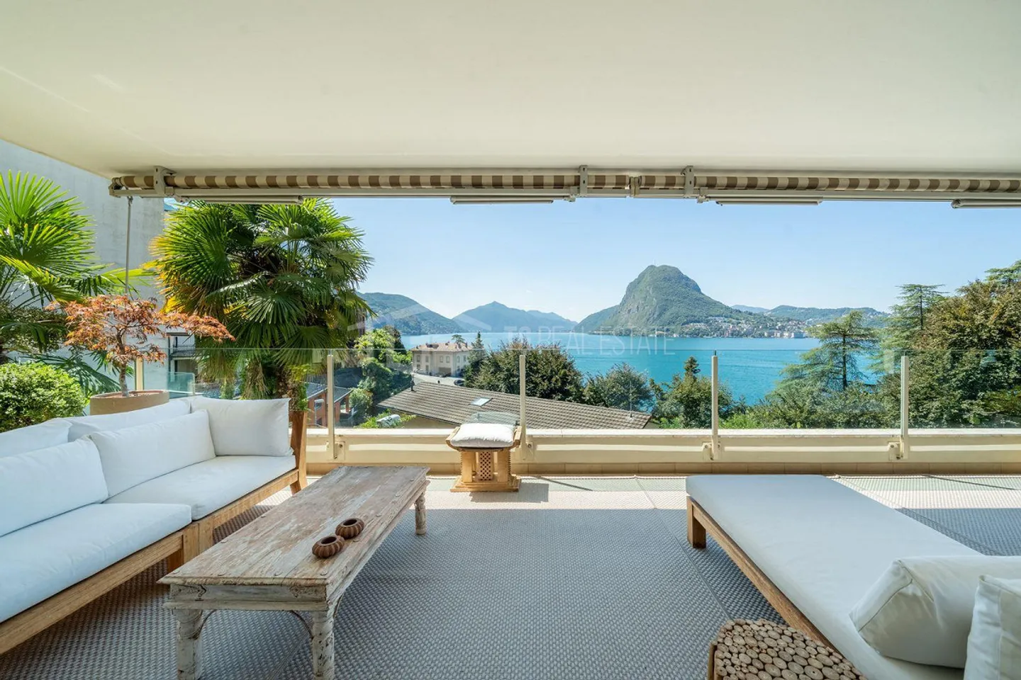 Elegant contemporary architecture with lake view in Castagnola. 3.5 rooms - Photo 12 of 13