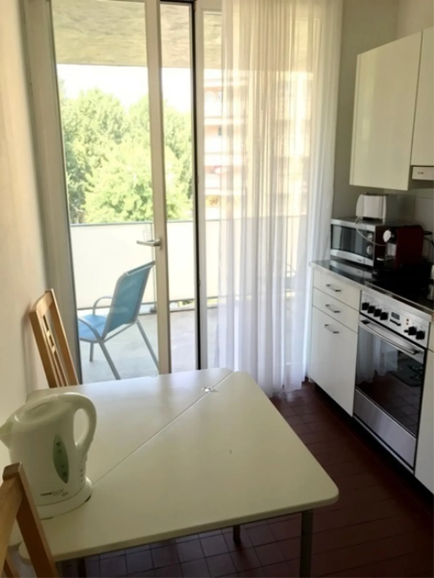 3½ ROOM APARTMENT IN BASEL - KLEINHÜNINGEN, FURNISHED, TEMPORARY - Photo 2 of 7