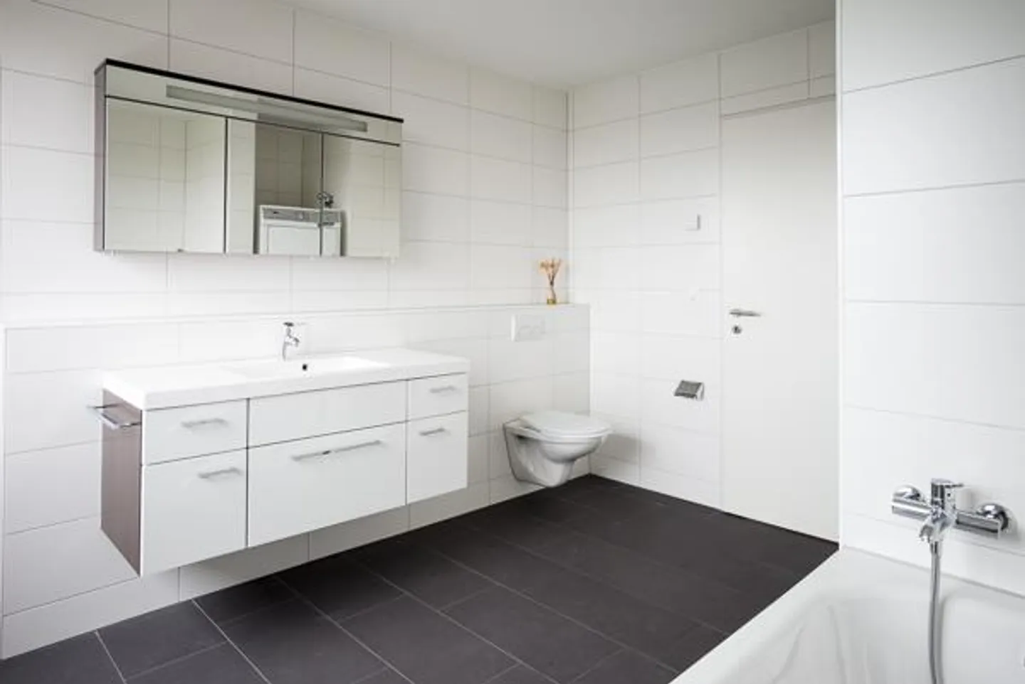 Appartement en attique avec vue sur le lac - Photo 4 sur 13