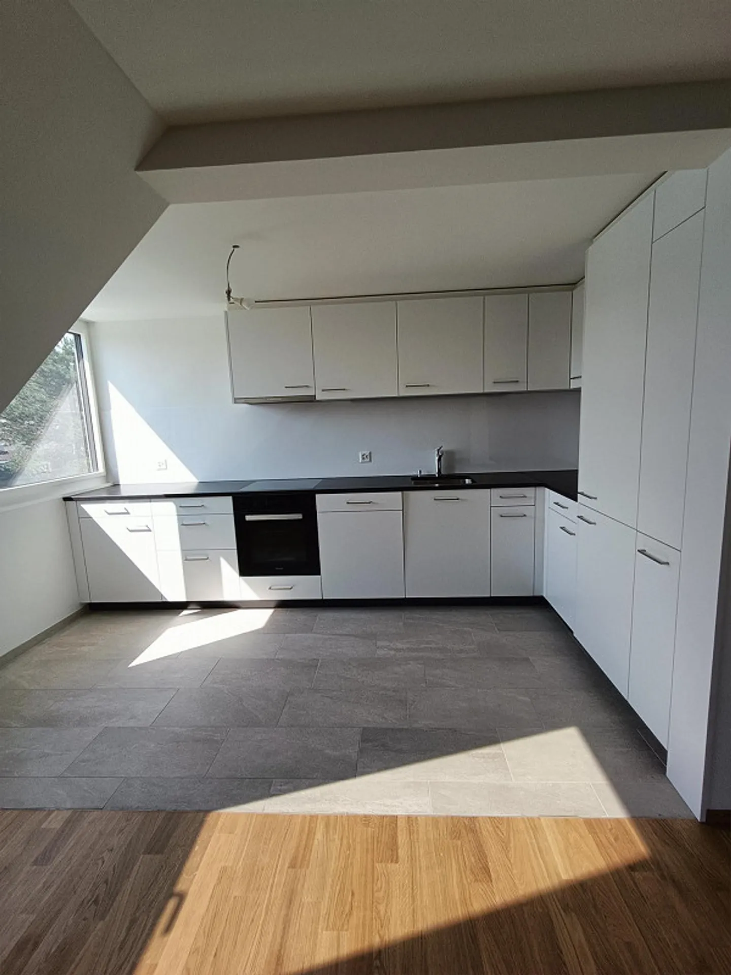 Appartement rénové de 3,5 pièces à louer à Allschwil - Photo 4 sur 8