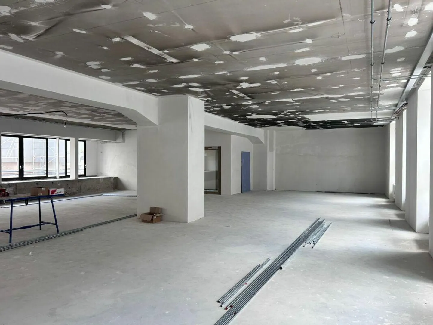 Espace commercial flexible dans un emplacement central - Photo 2 sur 10