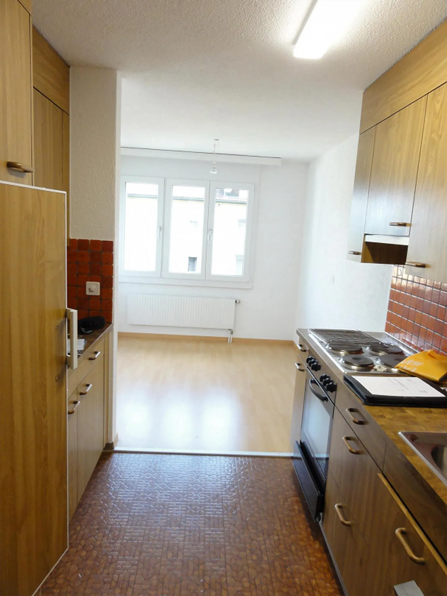 Spacious 4.5-room apartment in a quiet location on the edge of the village - Photo 3 of 15