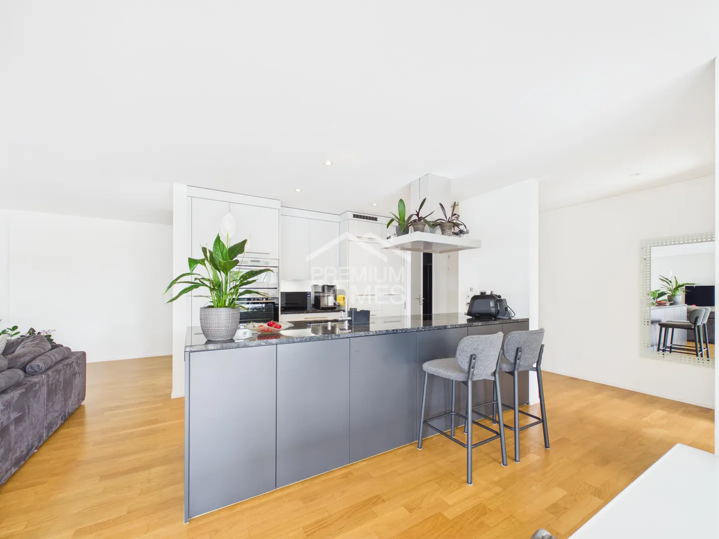 Incantevole Casa Familiare in Zona Tranquilla - Foto 4 di 9
