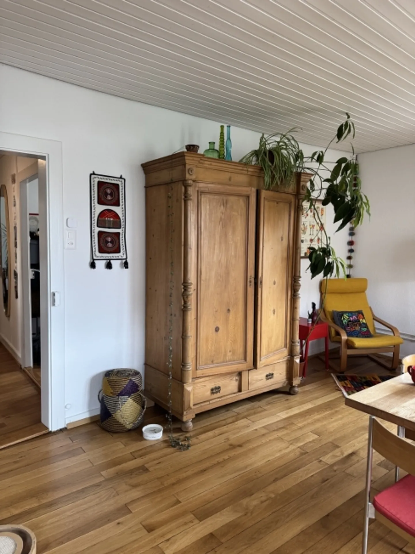 3½ ROOM APARTMENT IN BASEL - ST. JOHANN, FURNISHED, TEMPORARY - Photo 3 of 10