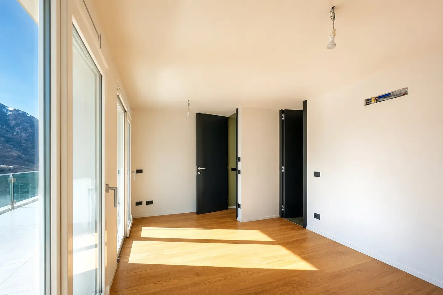 Appartamento con 3.5 stanze in posizione privilegiata - Foto 4 di 10