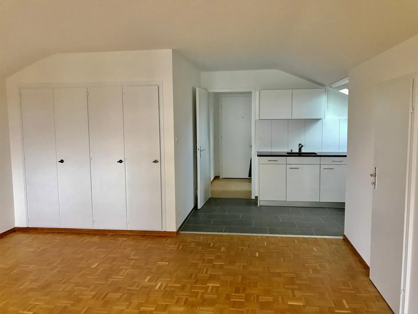 Studio confortable à Glattbrugg - Photo 3 sur 6