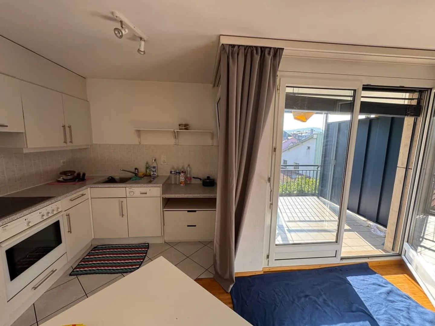 Charmantes Studio mit Balkon in Yverdon-les-Bains - Foto 5 von 7
