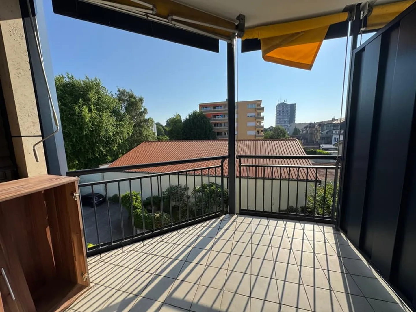 Charmantes Studio mit Balkon in Yverdon-les-Bains - Foto 4 von 7