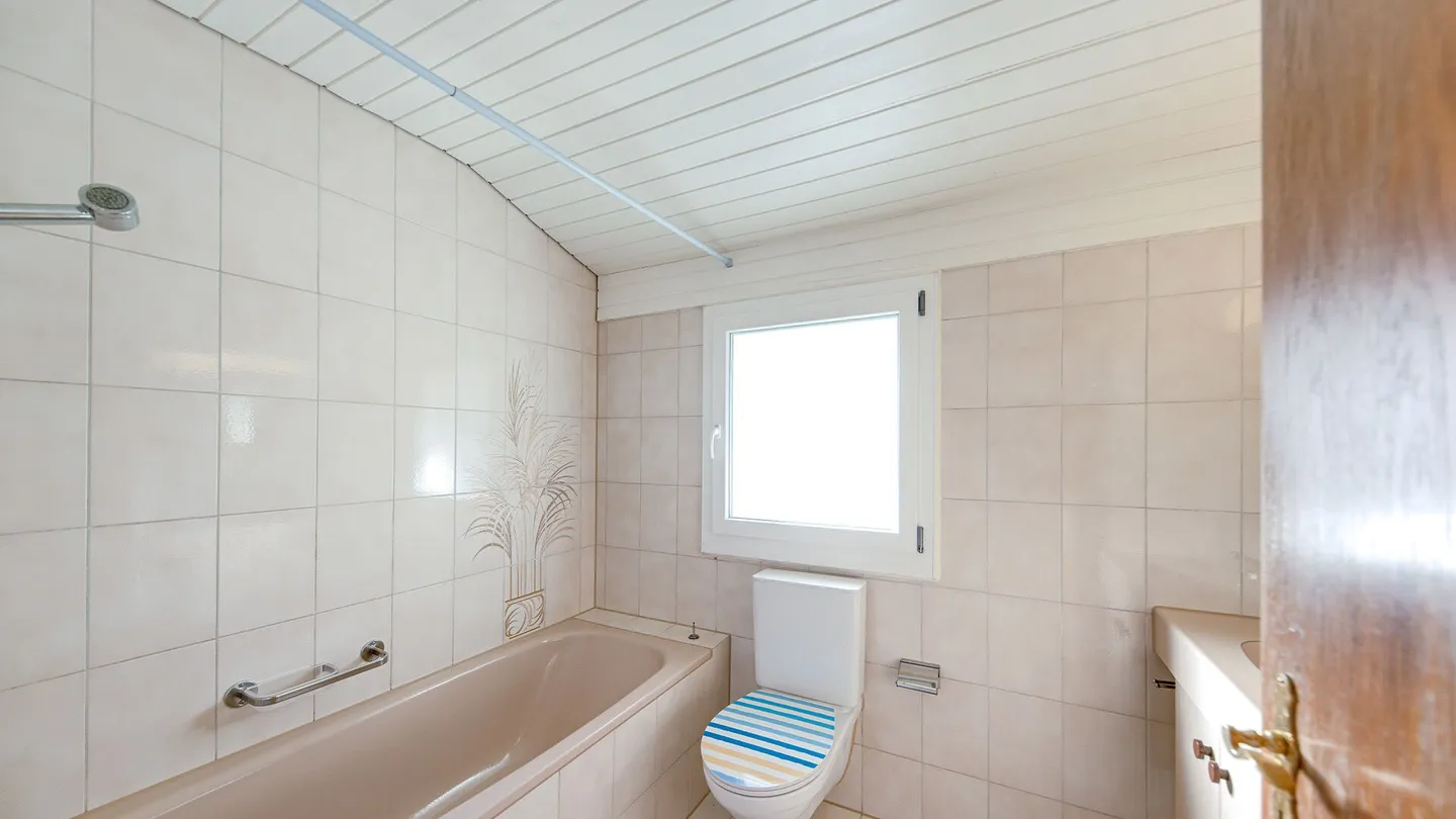 Casa angolare a schiera di 4,5 stanze in una posizione molto attraente e tranquilla - Foto 9 di 12