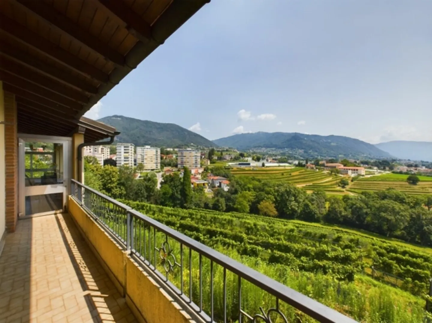 Casa singola in affitto - Foto 11 di 12