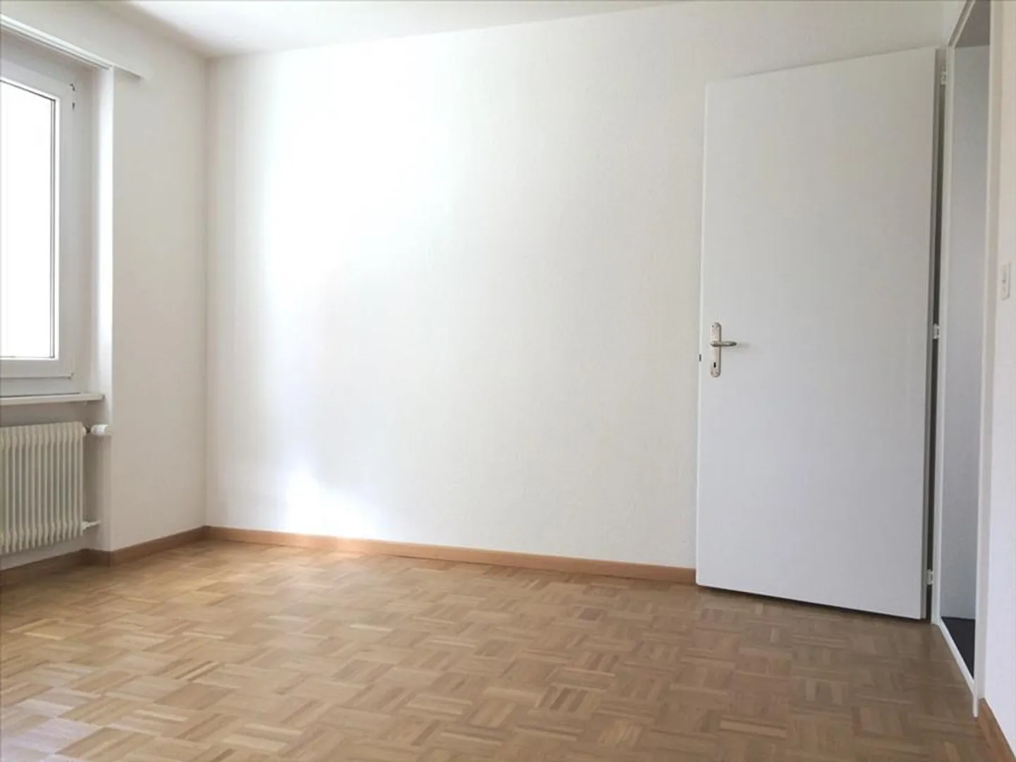 Charming 4-room apartment in a quiet environment - Photo 7 of 9