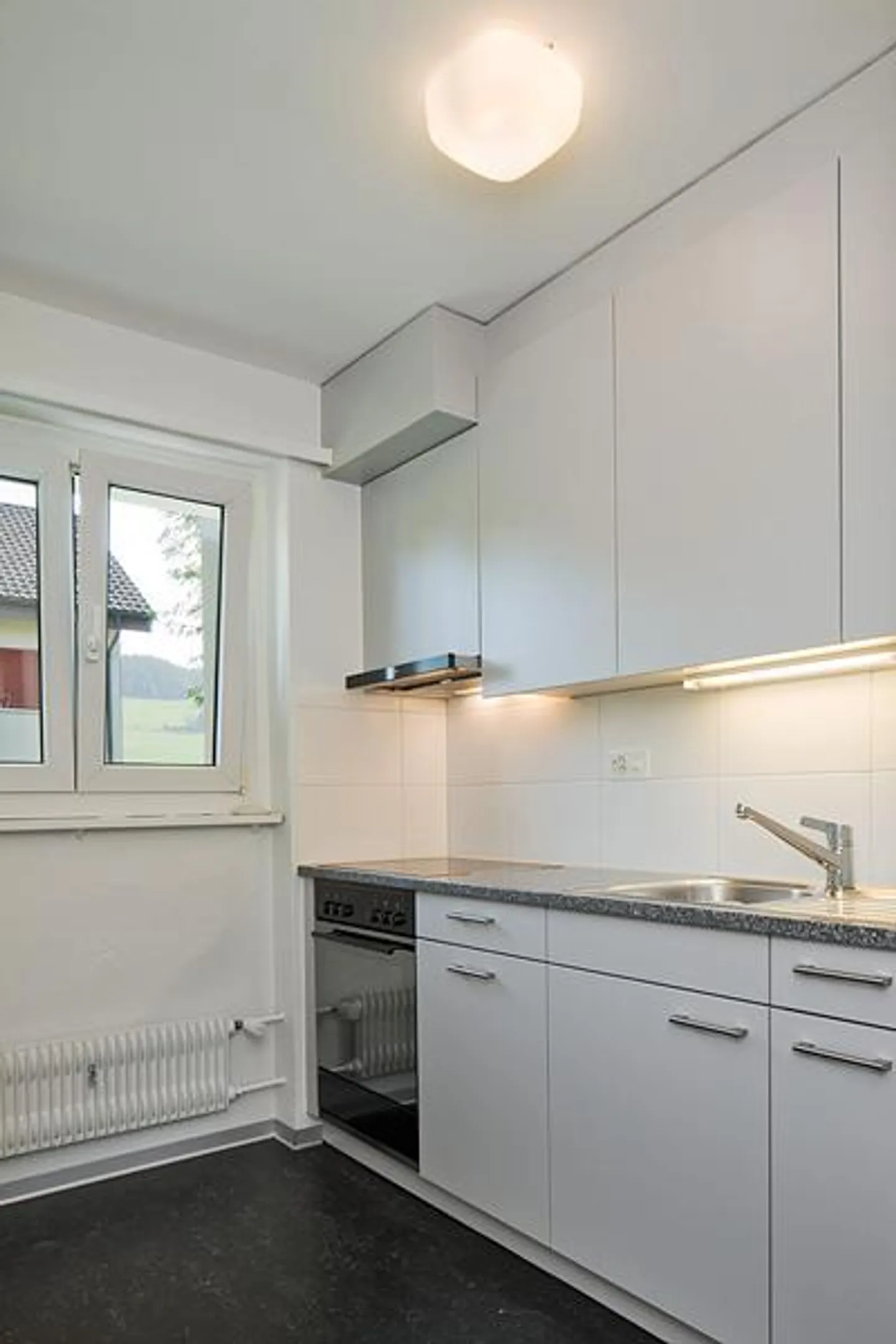 Charming 4-room apartment in a quiet environment - Photo 5 of 9