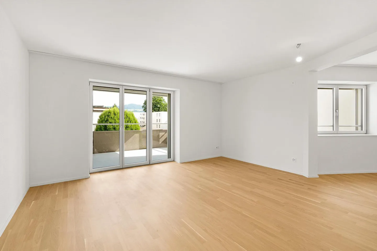 Vivere moderno in posizione privilegiata - Foto 4 di 12