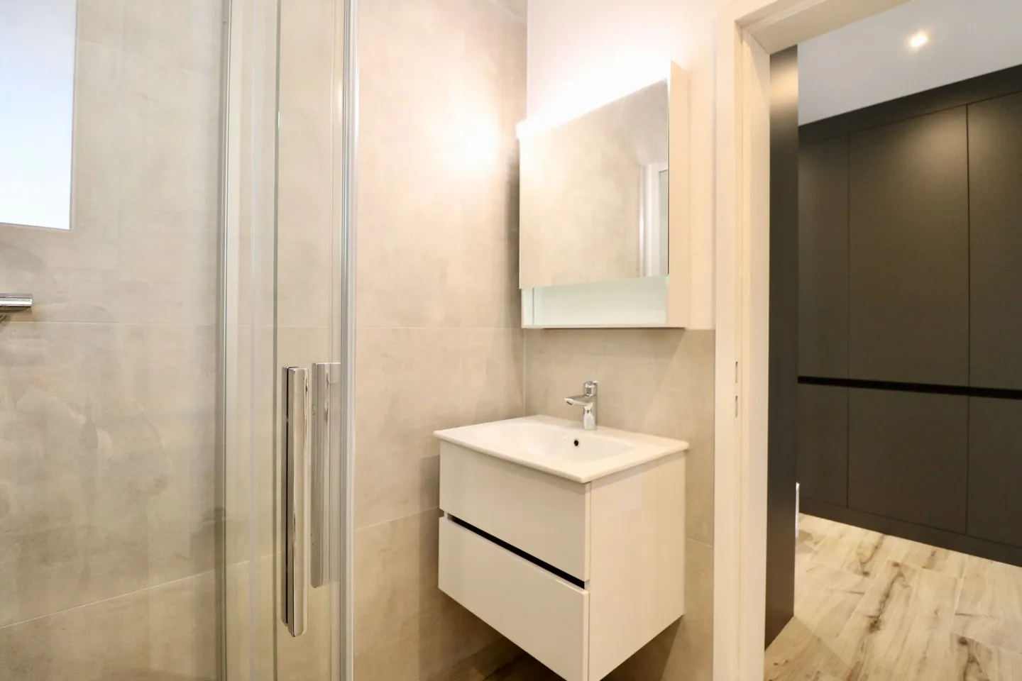 For Rent: New and Modern Studio Apartment in Safenwil - Photo 6 of 14
