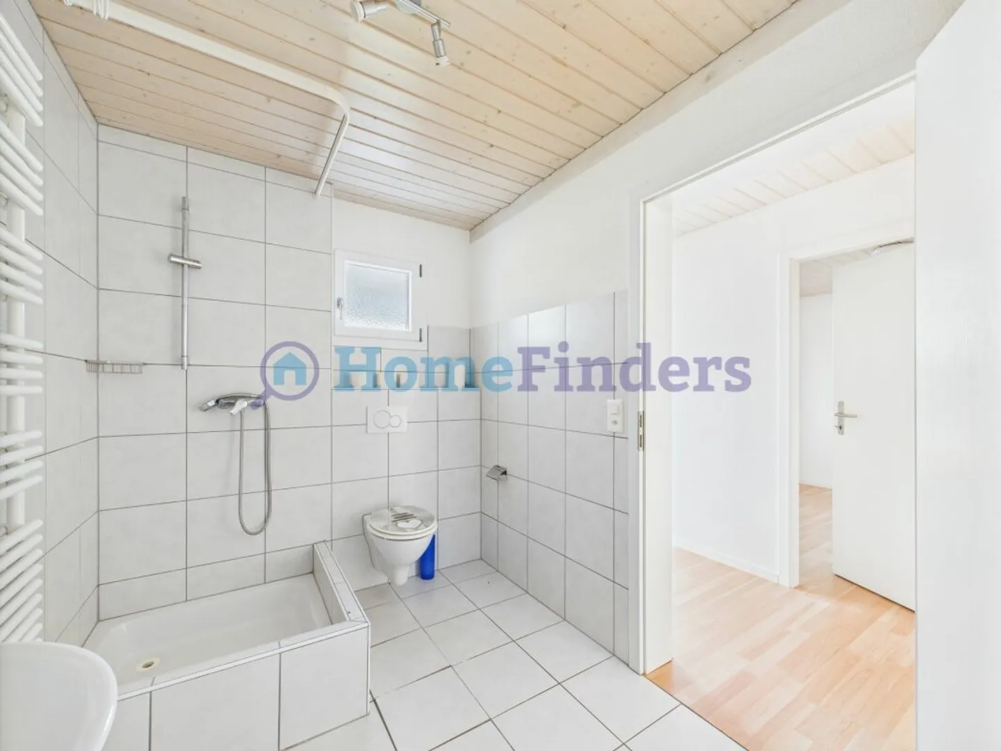 PLATZ FÜR DIE GANZE FAMILIE AN SONNIGER UND RUHIGER LAGE - Foto 15 von 16