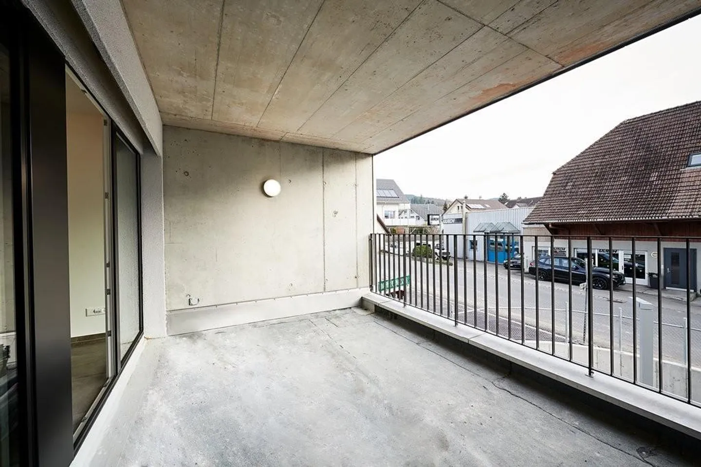 Nouveau, moderne, de haute qualité - vivez dans le centre de Wichtrach! - Photo 10 sur 11