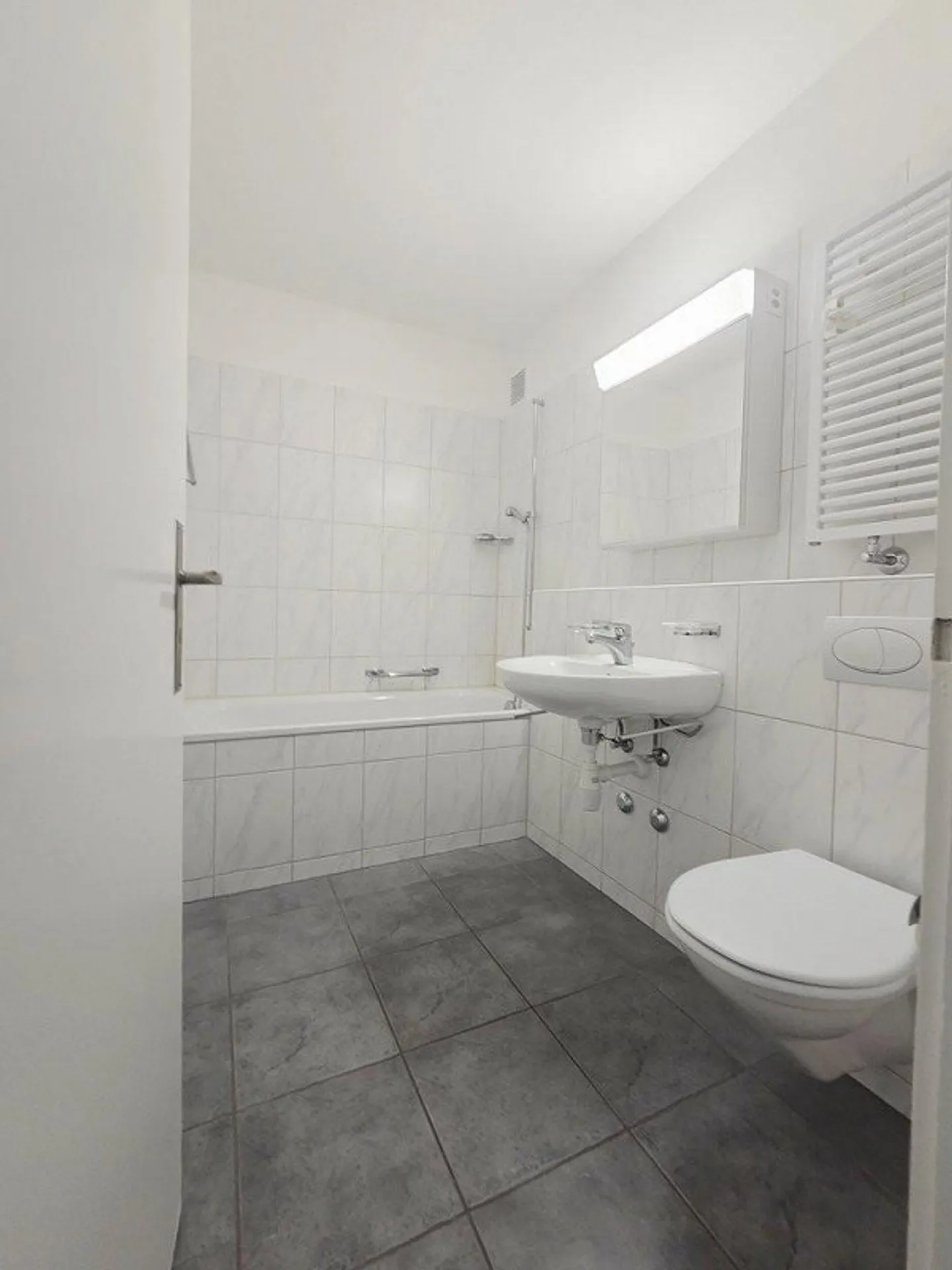 Vivere tranquillo / Vicino alla stazione ferroviaria di Lenzburg - Foto 5 di 8