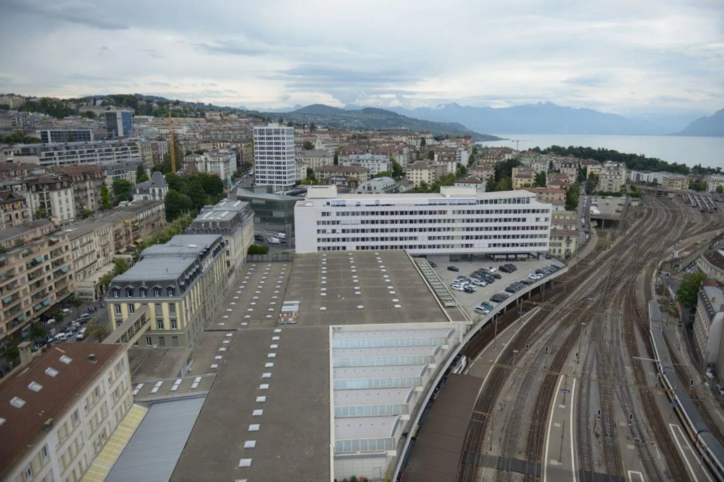 Spacious Open Space, near Lausanne Train Station - Photo 1 of 10