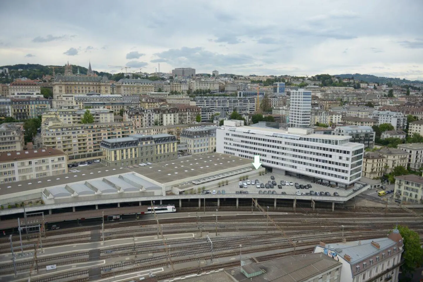 Spacious Open Space, near Lausanne Train Station - Photo 2 of 10