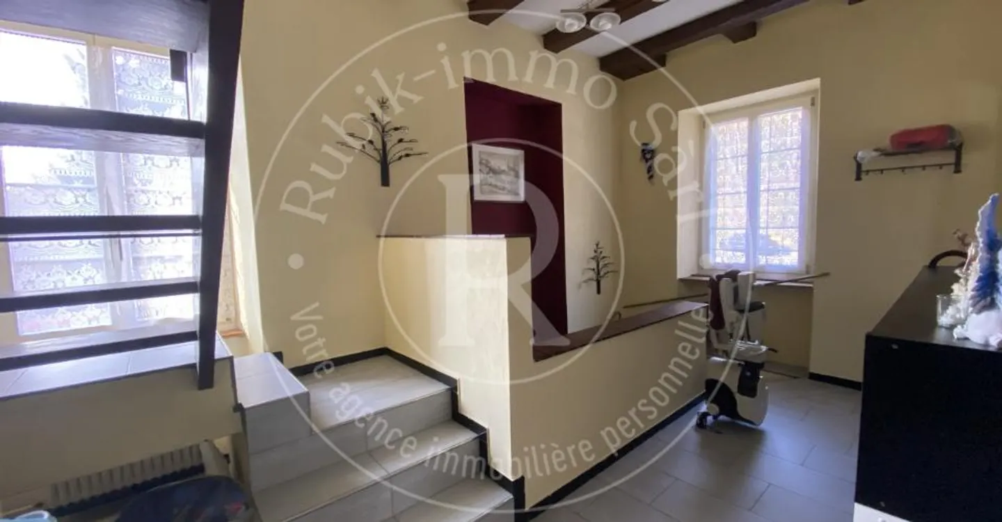 Incantevole casa a schiera a due passi dalla Sarine - Foto 9 di 10