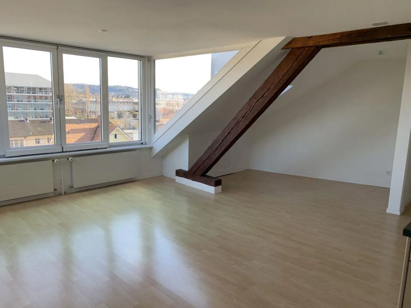 Grosszügige 3½-Zimmer-Wohnung - Foto 4 von 11